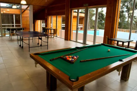 Montaña Resort Отели в г. Лос Лагос