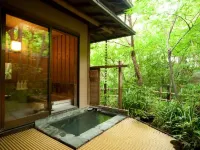 Nonohanatei Komurasaki Hotel di Shimoda