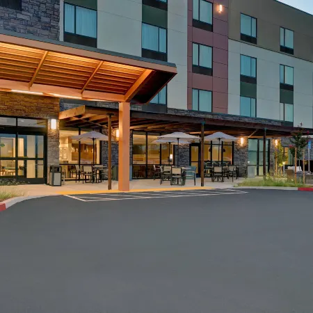 TownePlace Suites Sacramento Airport Natomas Отели рядом с достопримечательностью «Арена Арко»