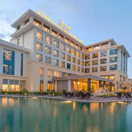 Muong Thanh Holiday Quang Binh Hotel