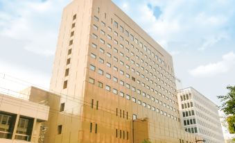 Hotel Grand Terrace Toyama - Housity