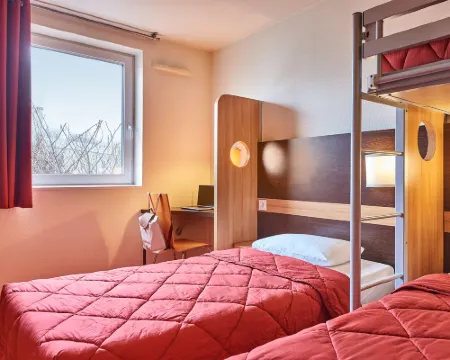 Premiere Classe le Mans Ouest - UNIVERSITÉ Hotels in Le Mans