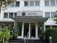 Hotel du Nord Alster - Auf der Uhlenhorst - Self Check-IN Hotels near Rondeel