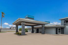 Rodeway Inn & Suites