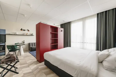 Roxi the Urban Residence Brussels Отели в г. Sint-Stevens-Woluwe