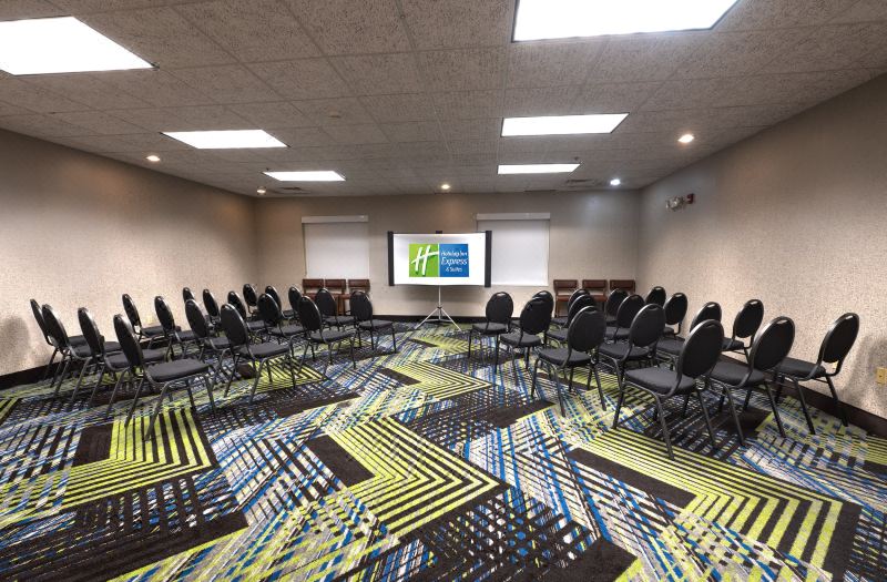 Holiday Inn Express & Suites Goshen by IHG photo 4