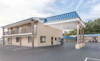 Days Inn by Wyndham Jacksonville