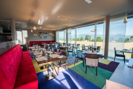 Starling Hotel Lausanne Отели рядом с достопримечательностью «Федеральная политехническая школа Лозанны»