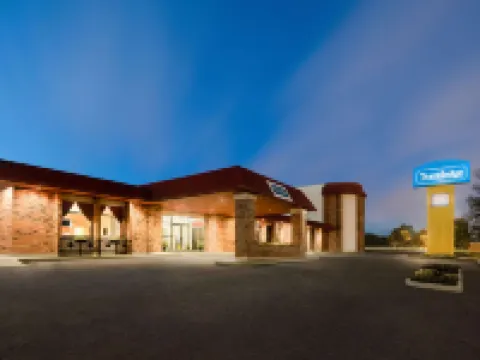 Travelodge by Wyndham Swift Current Hotels in Swift Current