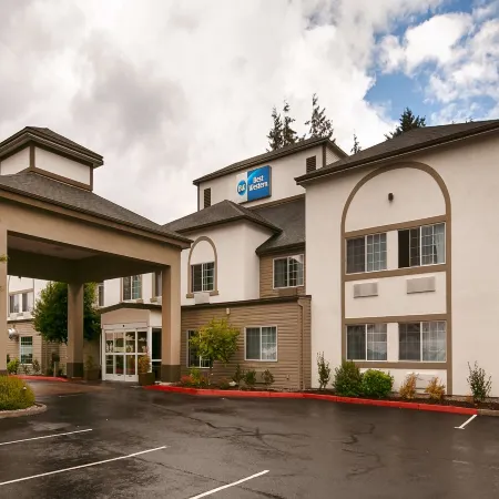 Best Western Woodland Inn