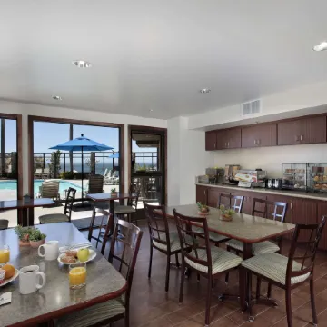 Inn at the Cove