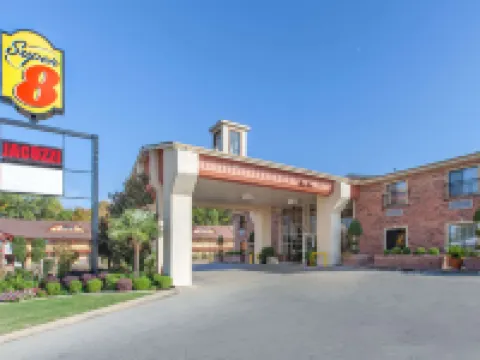 Super 8 by Wyndham Tyler TX Hotels in Tyler