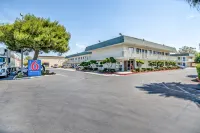 Park Inn by Radisson, Tracy