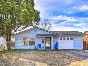 Dog-Friendly Bartlesville Retreat w/ Yard!