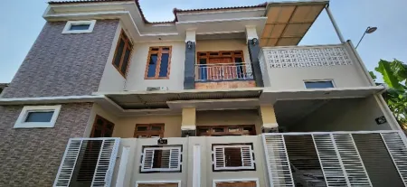 Rumi Solo Отели в г. Gatak