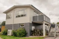 Taupo Top 10 Holiday Park Hotels near Huka Falls