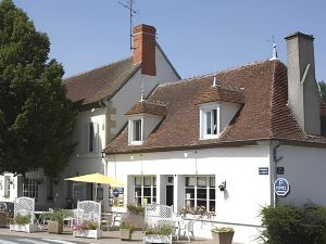 Logis Hotel du Pont Neuf