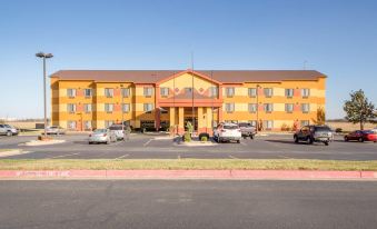 Quality Inn & Suites MidAmerica Industrial Park Area