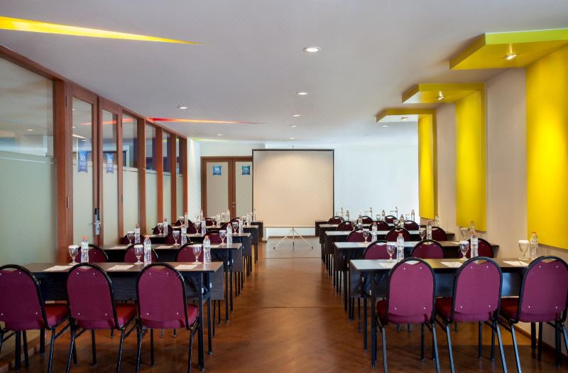 Ibis Budget Jakarta Cikini photo 3