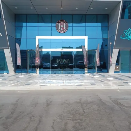 Al Jazira Club Hotel Отели рядом с достопримечательностью «Торговый центр Mushrif»
