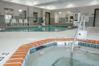 Country Inn & Suites by Radisson, Myrtle Beach, SC - Hot Tub