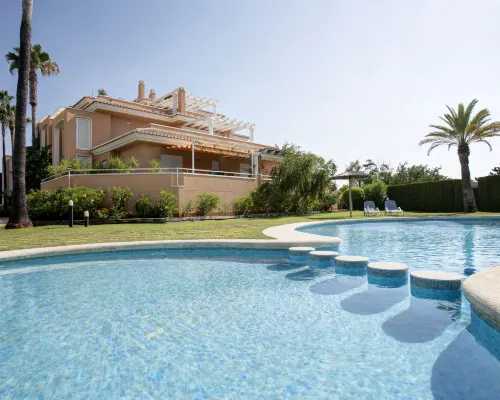 Keops Hotels in Oliva