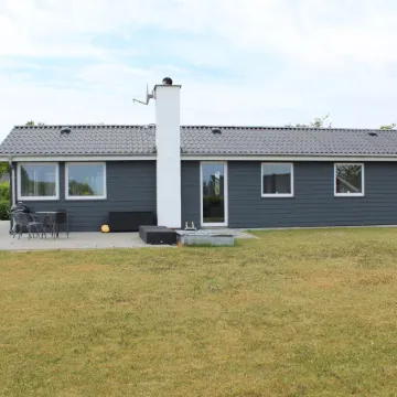 "Jannik" - 300m from the Sea