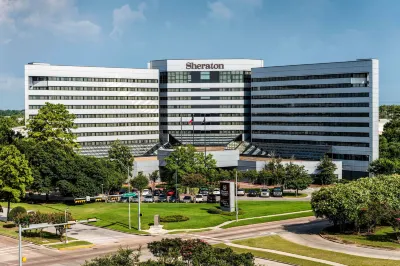 Sheraton North Houston at George Bush InterContinental Hoteles cerca del Aeropuerto Intercontinental George Bush