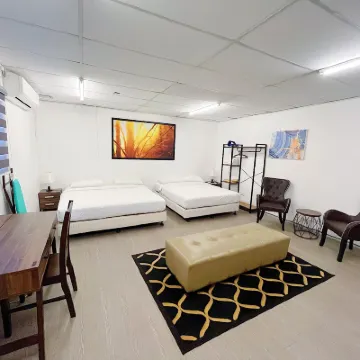 德拉茲納旅館 鄰近平安島的酒店