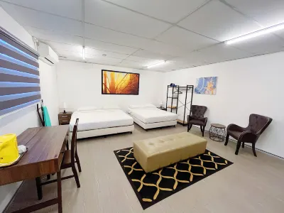 D’Razna Inn Hotels in Kampung Rhu Tapai