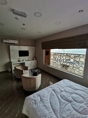 Marina Sohar Hotel - 조식 운영