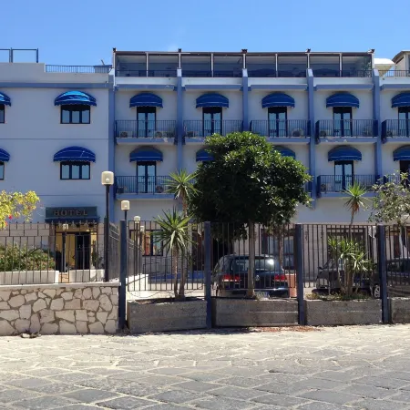 Hotel Al Faro
