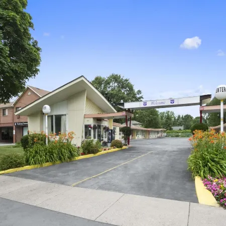 Knights Inn Burlington, on