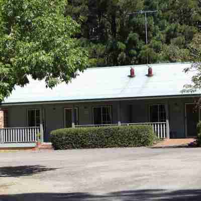 Federation Gardens & Possums Hideaway Hotel Exterior