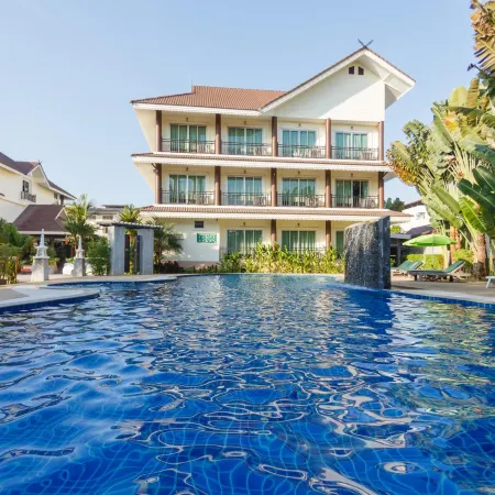 Diamond Park Inn Chiangrai & Resort Отели рядом с достопримечательностью «Музей и Образовательный Центр Горных Племен»