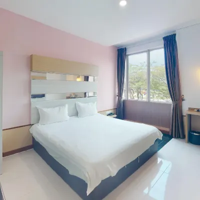Avantgarde Hotel Отели рядом с достопримечательностью «Торговый центр Перлинг»