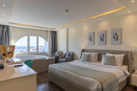 Sunrise Montemare Resort -Grand Select Отели рядом с достопримечательностью «One Thousand and One Nights»