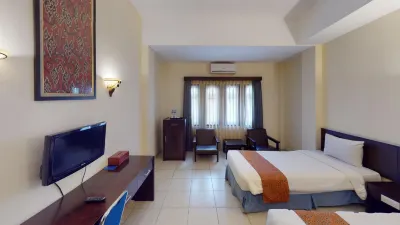 Nine Inn by Edotel Hotel in zona Taman Kalkun