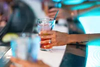 Oasis Hotel & Conv. Center, Ascend Hotel Collection - bar