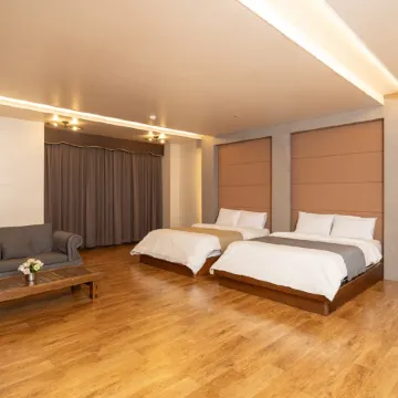 Cosmos Hotel