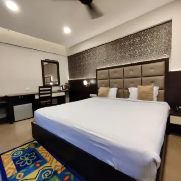 Sree Bhadra Residency Hotels near Guruvayur Temple