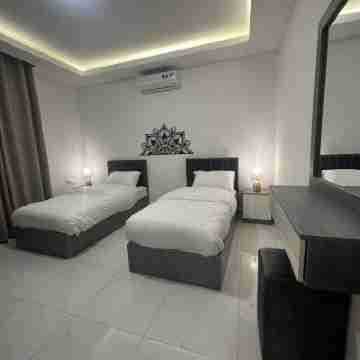 Cozy Home Near All Services (22) Rooms