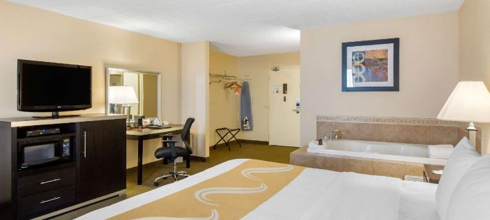 Quality Inn Ledgewood - Dover Ξενοδοχεία στην πόλη Morris County