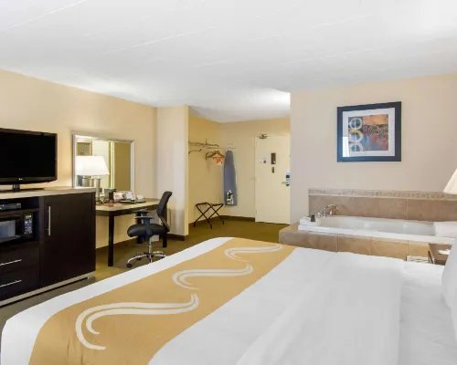 Quality Inn Ledgewood - Dover Hotels in Morris County