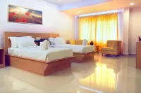 Hotel Rainbow Suites
