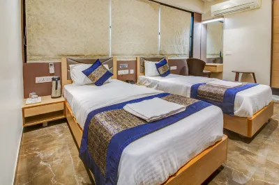 Hotel Middle Town Hotels near Shree Kotyark Khadayata Temple