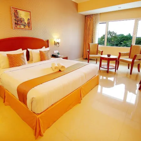 Camelot Hotel