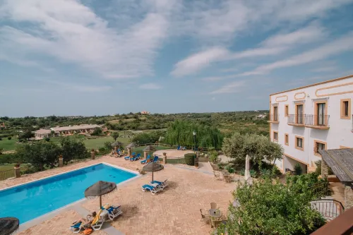 Quinta dos Poetas Nature Hotel & Apartments Các khách sạn ở Moncarapacho