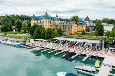 Falkensteiner Schlosshotel Velden – the Leading Hotels of the World Отели в г. Ossiach