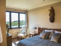 Maison Orsini Hotels in Villeneuve-lès-Avignon